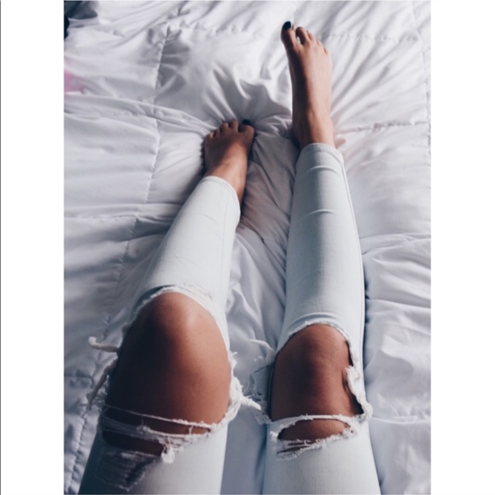 American Eagle Distressed Ankle Jeggings